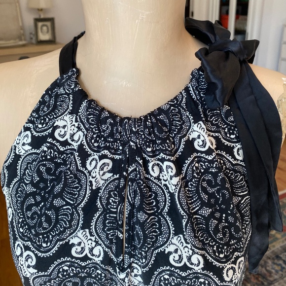 White House Black Market Halter w/Tie‎ - Size L - Picture 3 of 10